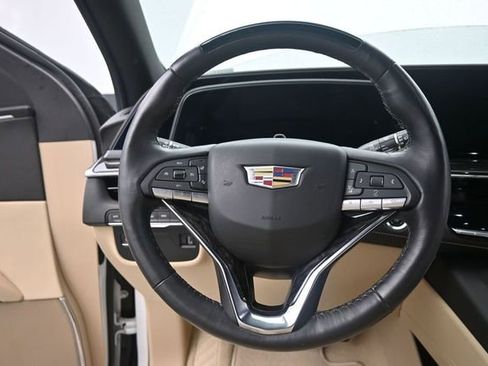 Certified 2023 Cadillac Escalade Premium Luxury AWD/4WD image 28