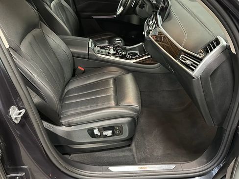 Used 2019 BMW X7 xDrive50i w/ Premium Package image 24