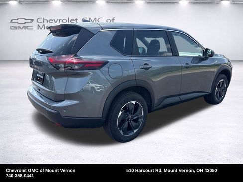Used 2026 Nissan Rogue SV AWD/4WD image 5