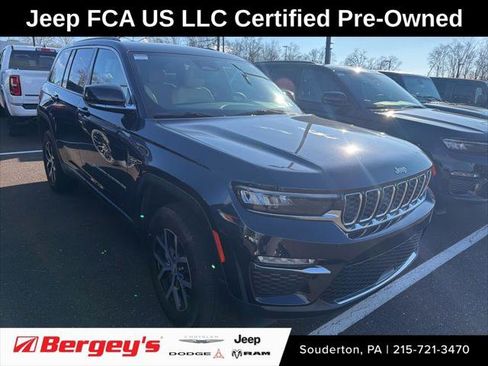Certified 2024 Jeep Grand Cherokee Limited image 1