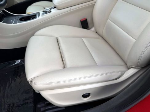 Certified 2019 Mercedes-Benz GLA 250 image 22