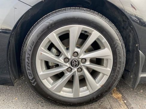 Used 2023 Toyota Camry SE image 20