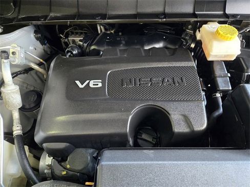 Used 2023 Nissan Pathfinder Platinum w/ Cargo Package image 31