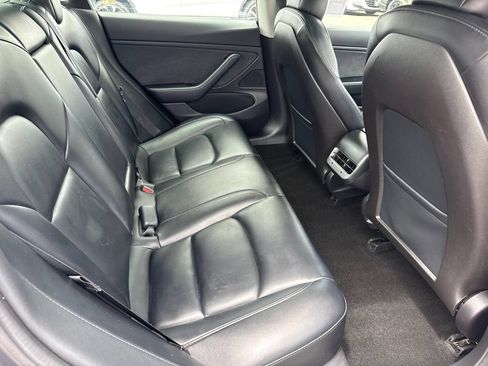 Used 2019 Tesla Model 3 Long Range AWD/4WD image 16