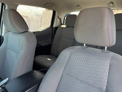 Certified 2023 Toyota Tacoma SR5 image 20