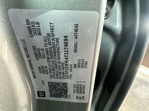Used 2026 GMC Canyon AT4 w/ Technology Plus Package AWD/4WD image 29