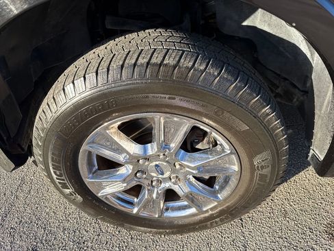 Used 2016 Ford F150 Lariat w/ Equipment Group 502A Luxury image 12