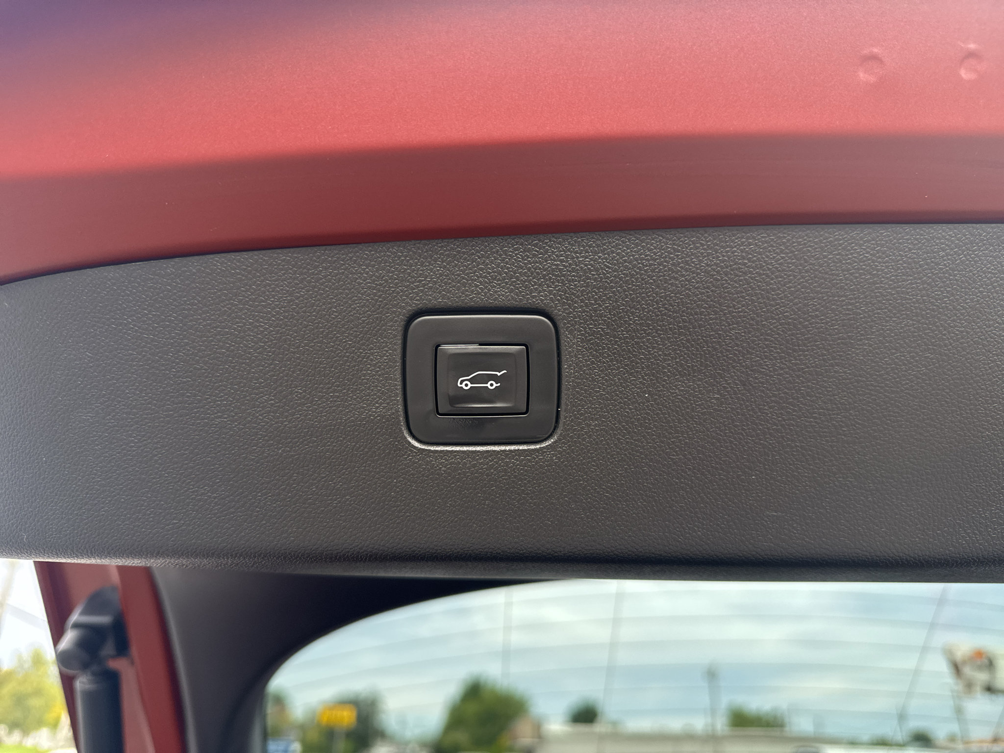 Used 2025 Buick Envista Preferred w/ Convenience I Package FWD image 9