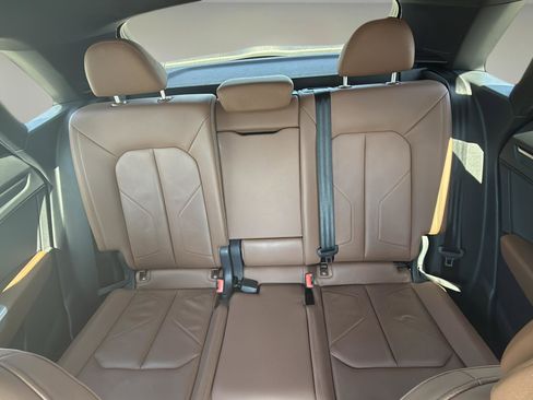 Used 2023 Audi Q3 2.0T Premium image 13