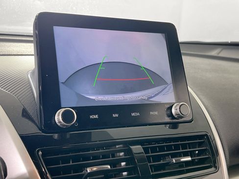 Used 2023 Mitsubishi Eclipse Cross SE image 14