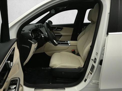 Certified 2026 Mercedes-Benz GLC 300 4MATIC image 9