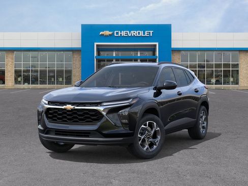 New 2026 Chevrolet Trax LT w/ Sunroof Package FWD image 6