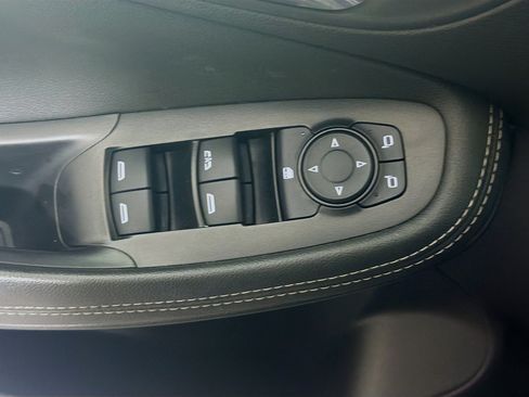 Used 2025 Buick Encore GX Preferred FWD image 15