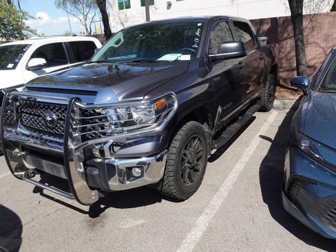 Used 2021 Toyota Tundra SR5 RWD image 3