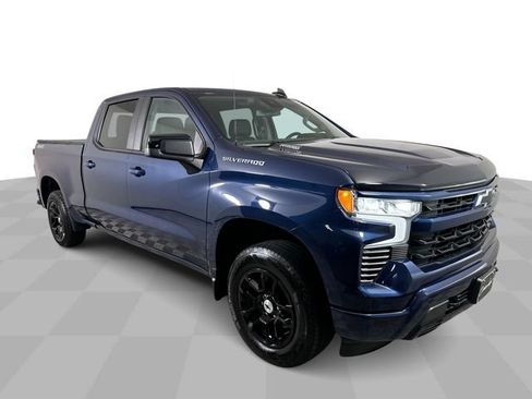 Used 2023 Chevrolet Silverado 1500 RST AWD/4WD image 2