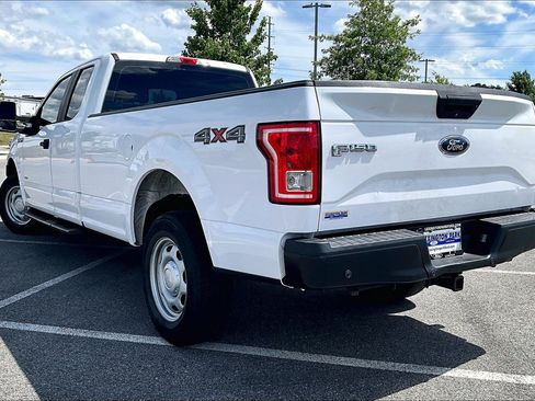 Used 2017 Ford F150 XL w/ Equipment Group 101A Mid AWD/4WD image 6