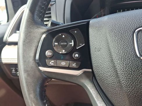 Used 2018 Honda Odyssey EX-L image 17