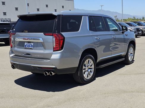Used 2024 GMC Yukon Denali RWD image 8