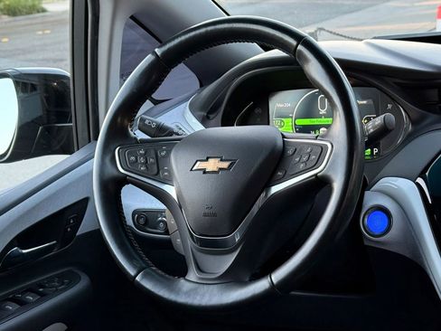 Used 2020 Chevrolet Bolt Premier w/ Infotainment Package FWD image 12