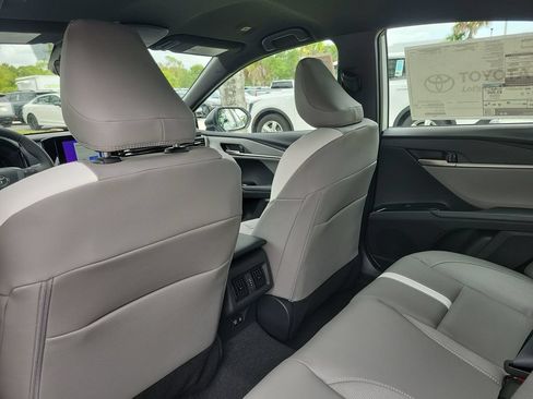 New 2026 Toyota Camry SE w/ Convenience Package FWD image 25