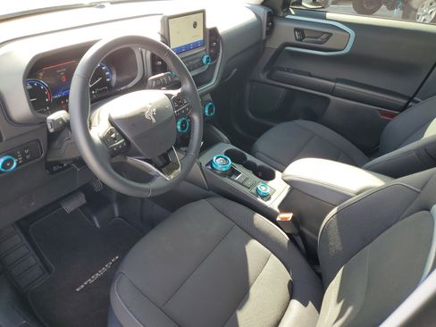 Used 2024 Ford Bronco Sport Badlands image 16