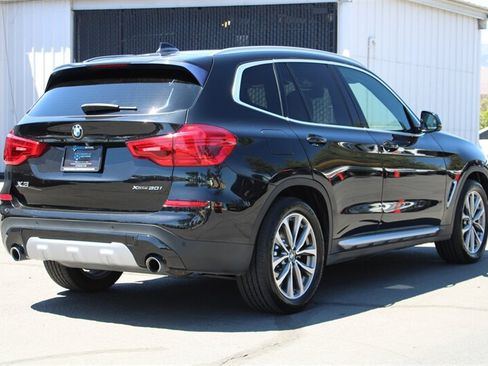 Used 2019 BMW X3 xDrive30i w/ Driving Assistance Package AWD/4WD image 8
