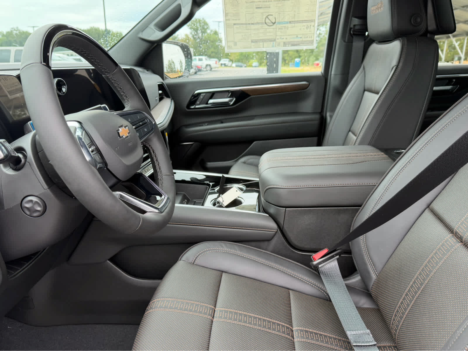 New 2026 Chevrolet Tahoe High Country AWD/4WD image 12