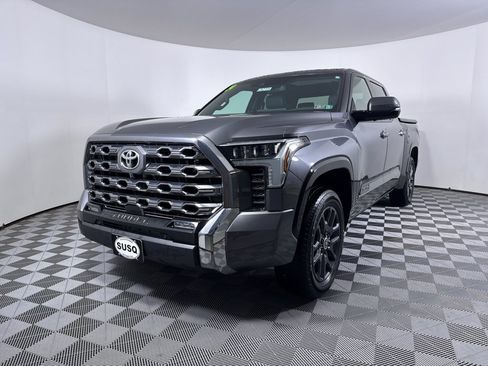 Used 2024 Toyota Tundra Platinum AWD/4WD image 15