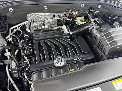 Used 2023 Volkswagen Atlas SE w/ Black Wheel Package FWD image 38