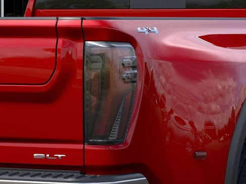 New 2026 GMC Sierra 3500 SLT w/ SLT Premium Package AWD/4WD image 11