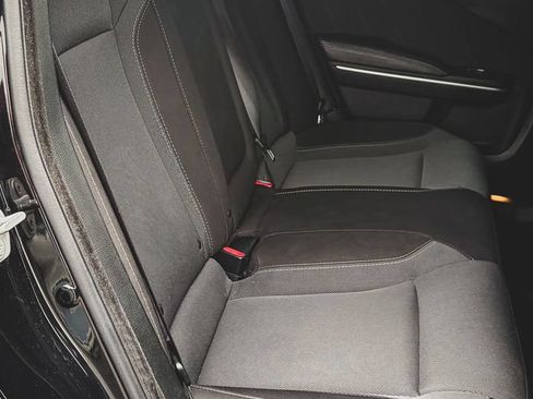 Used 2019 Dodge Charger SXT AWD/4WD image 27