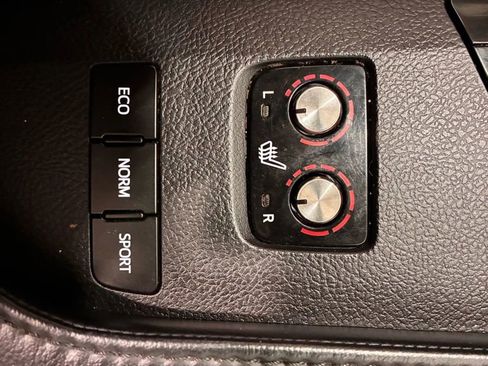 Used 2014 Toyota Avalon XLE Touring image 63