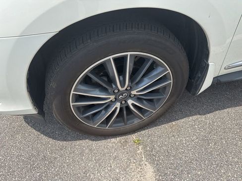 Used 2019 INFINITI QX60 Luxe w/ Sensory Package AWD/4WD image 4