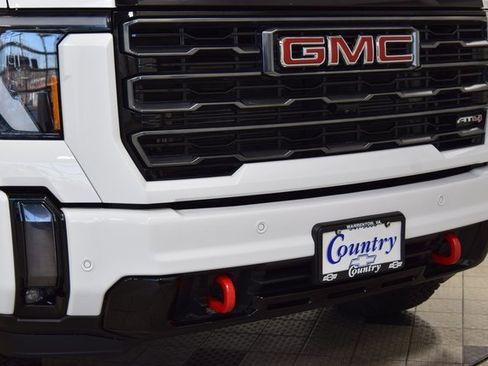 Used 2024 GMC Sierra 2500 AT4 w/ AT4 Preferred Package image 13