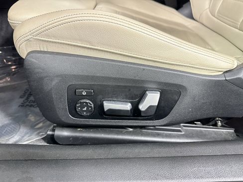 Used 2022 BMW 440i xDrive Convertible w/ Premium Package image 22