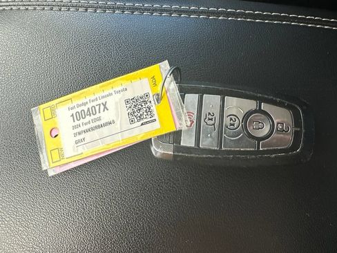 Certified 2024 Ford Edge Titanium AWD/4WD image 51