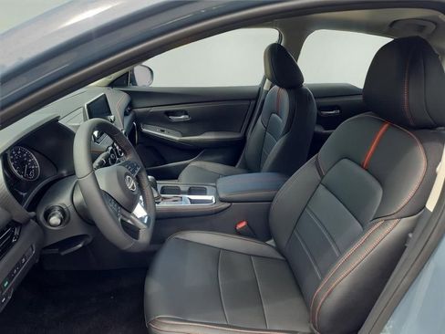 New 2025 Nissan Sentra SR w/ SR Premium Package image 18