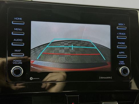 Used 2023 Toyota Camry SE image 13