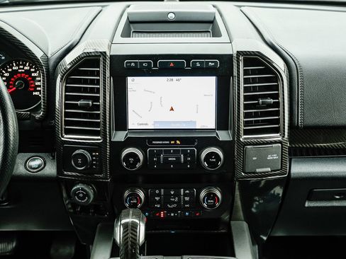 Used 2020 Ford F150 Raptor w/ Equipment Group 802A Luxury image 11