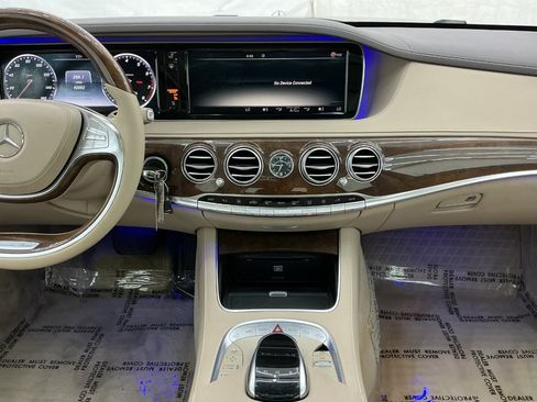 Used 2015 Mercedes-Benz S 550 4MATIC Sedan image 28