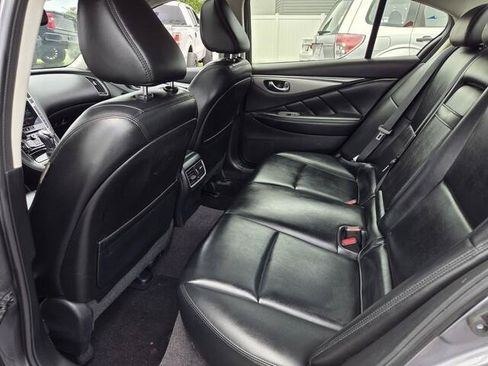 Used 2021 INFINITI Q50 Luxe RWD image 17