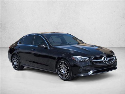 Certified 2022 Mercedes-Benz C 300 4MATIC Sedan image 3