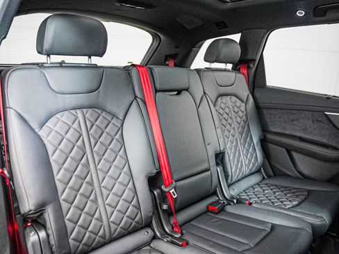 New 2026 Audi Q7 3.0T Prestige image 13