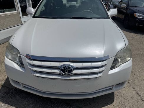 Used 2006 Toyota Avalon XLS FWD image 10