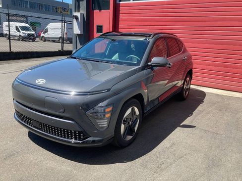 Used 2024 Hyundai Kona Limited FWD image 6