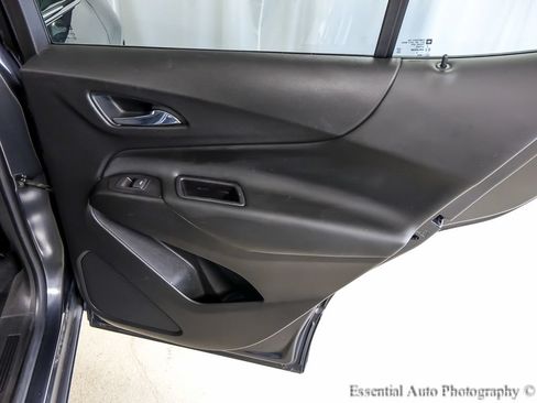 Used 2022 Chevrolet Equinox LT FWD image 22