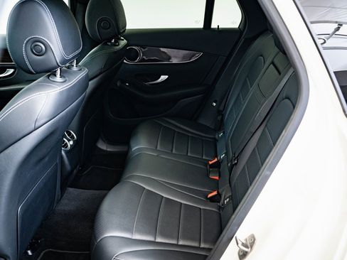 Used 2017 Mercedes-Benz GLC 300 4MATIC image 35