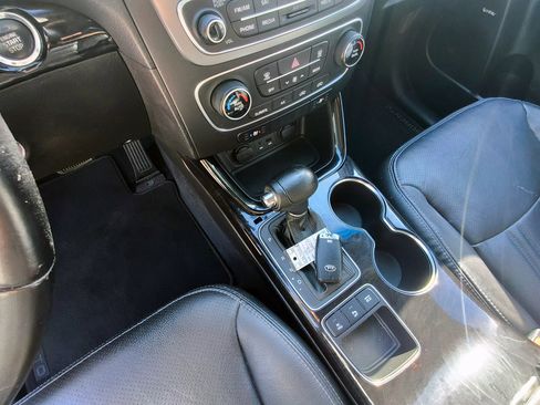 Used 2015 Kia Sorento EX w/ EX V6 Touring Package image 12