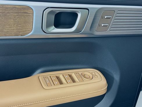 New 2026 Hyundai Santa Fe Limited FWD image 19