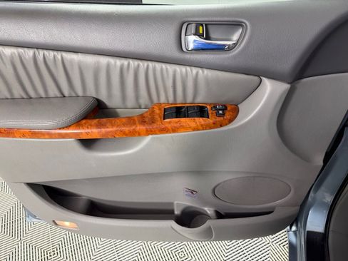 Used 2006 Toyota Sienna FWD image 9